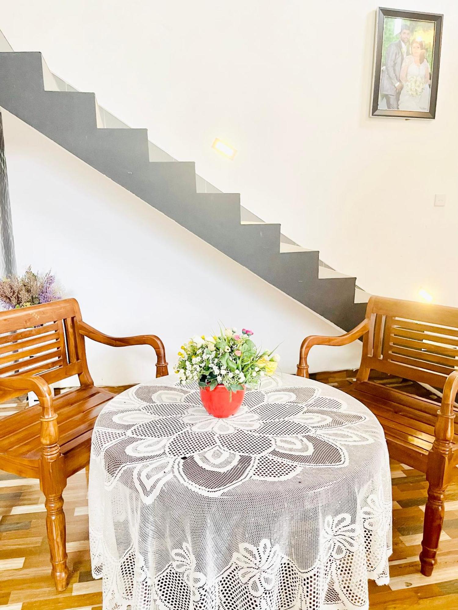 Sebastian Family Villa Негомбо Екстериор снимка